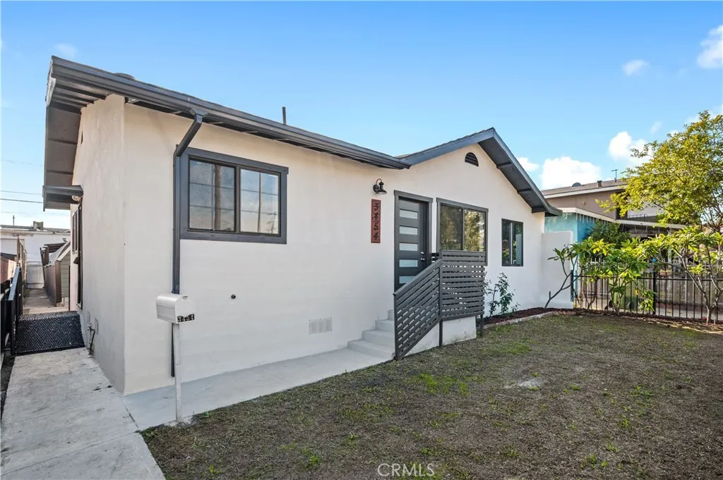 3454 Hunter Street, Los Angeles, California 90023 home-pic-2