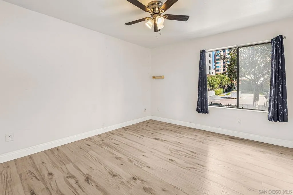 3525 Lebon Drive 104, San Diego, California 92122 home-pic-14