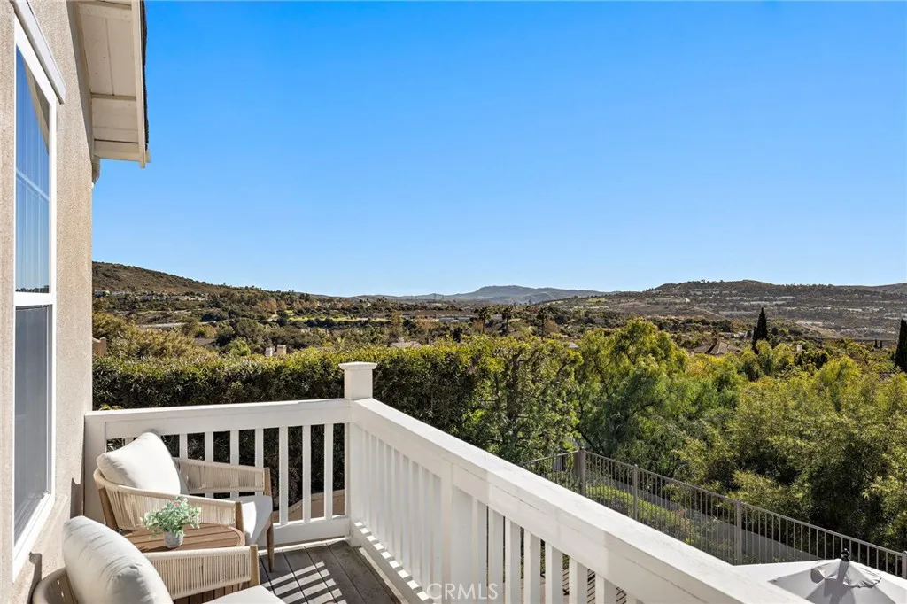 10 Calle Verdadero, San Clemente, California 92673 home-pic-32