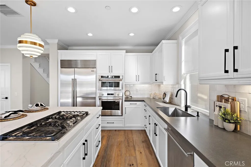 10 Calle Verdadero, San Clemente, California 92673 home-pic-12