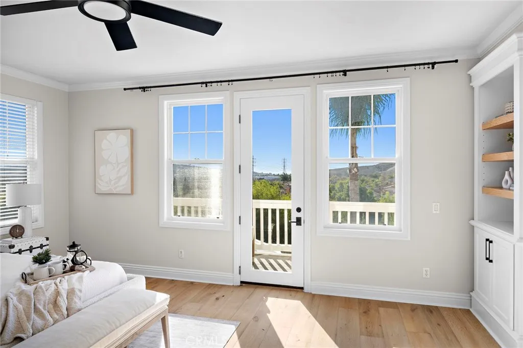 10 Calle Verdadero, San Clemente, California 92673 home-pic-24
