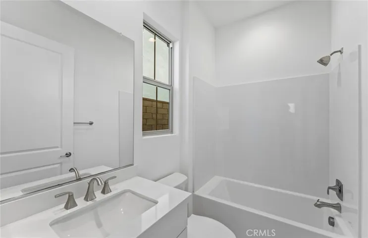 11826 Canoga Avenue, Chatsworth, California 91311