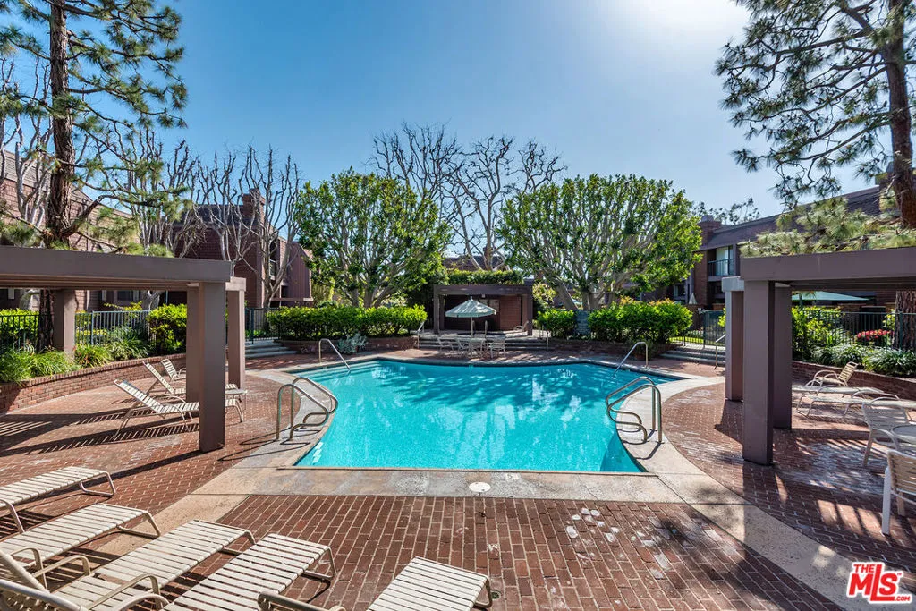 4622 Glencoe Avenue 4, Marina Del Rey, California 90292 home-pic-43