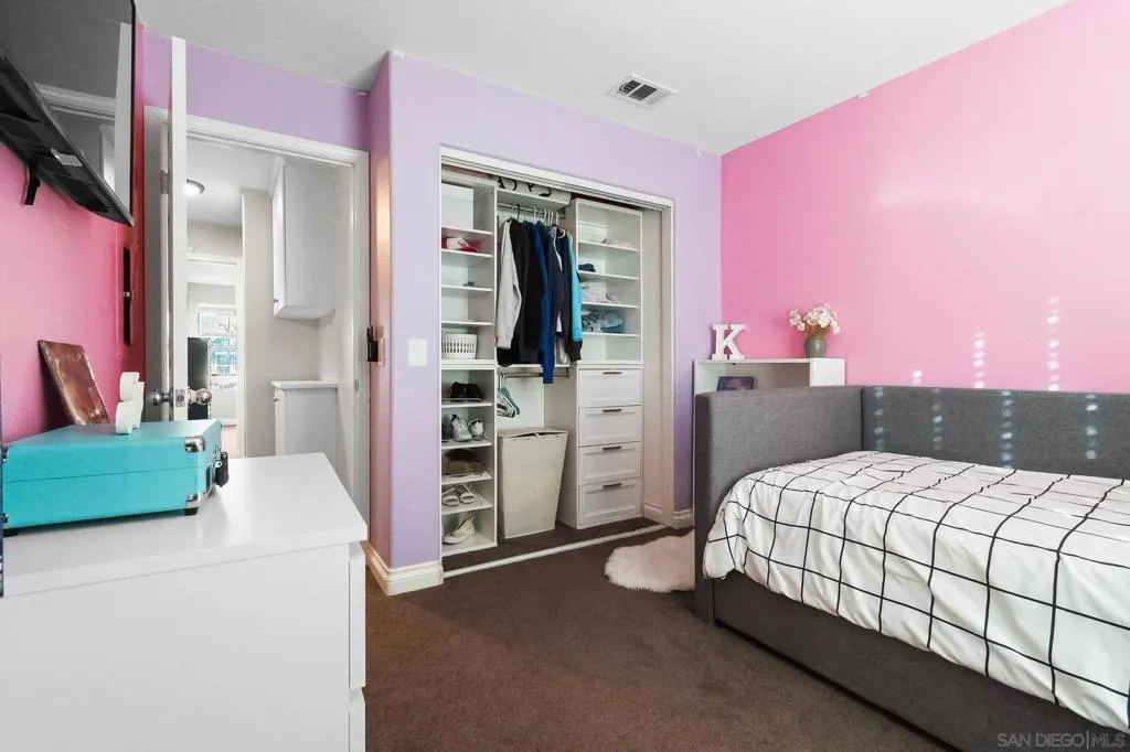 10240 Daybreak Ln 2, Santee, California 92071 home-pic-33