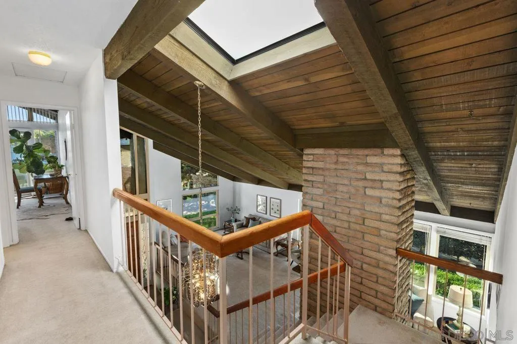 2006 Catalina Ave, Vista, California 92084 home-pic-28