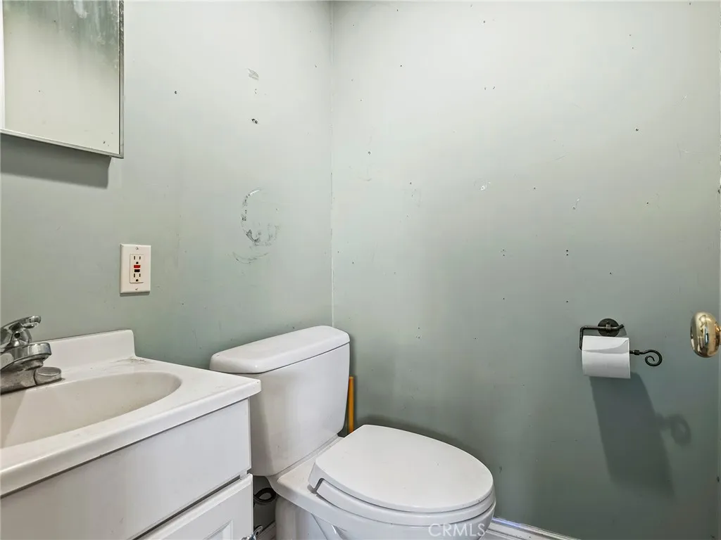 10404 Margate Street, North Hollywood, California 91601 home-pic-44