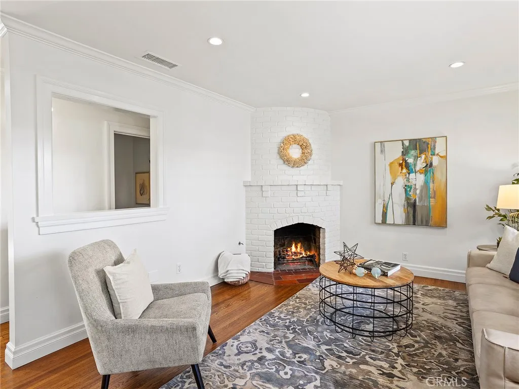 10404 Margate Street, North Hollywood, California 91601 home-pic-27