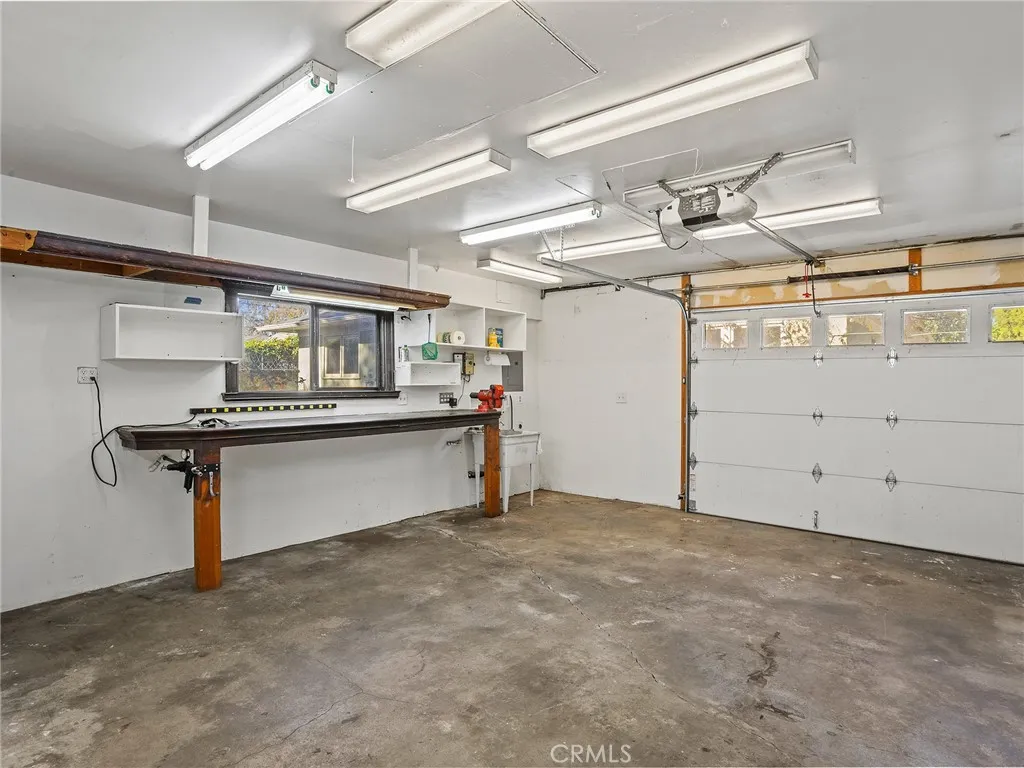 10404 Margate Street, North Hollywood, California 91601 home-pic-43