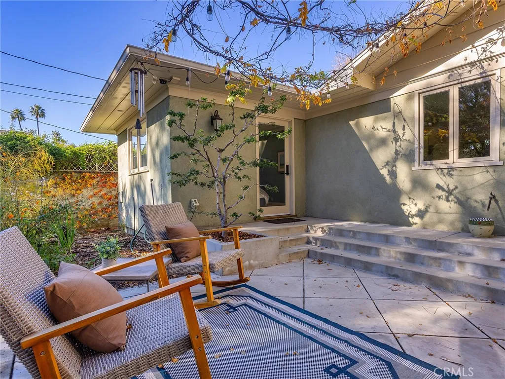 10404 Margate Street, North Hollywood, California 91601 home-pic-55