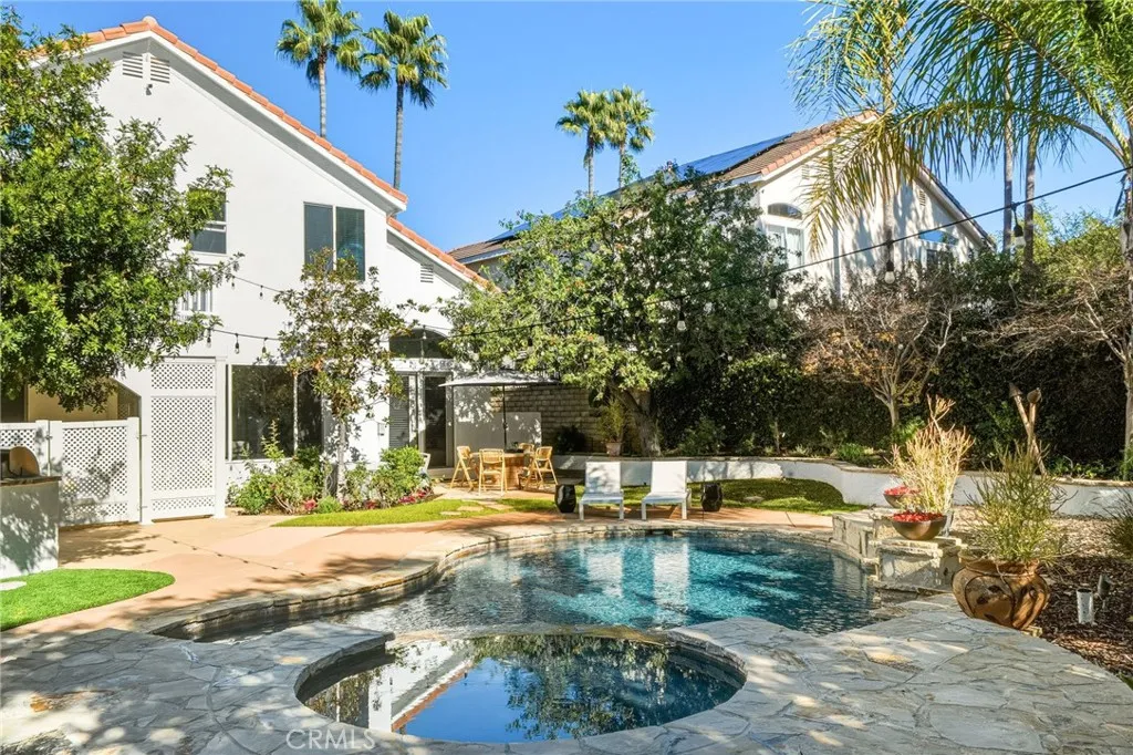6268 Normandy, Oak Park, California 91377 home-pic-32