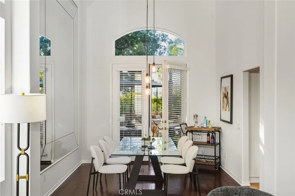 6268 Normandy, Oak Park, California 91377 home-pic-12