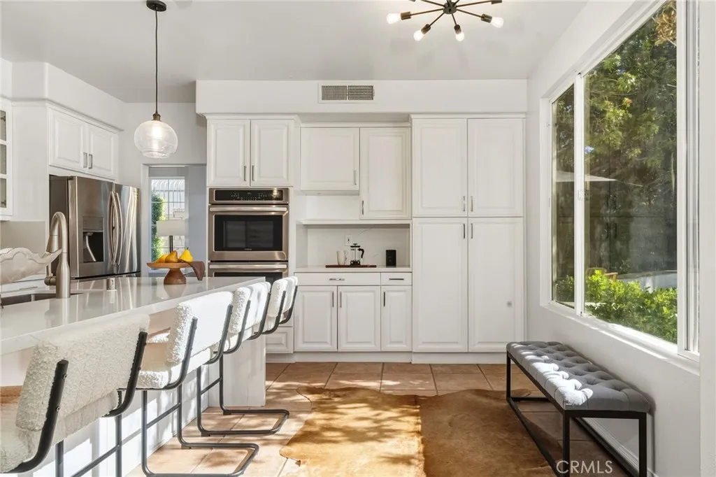 6268 Normandy, Oak Park, California 91377 home-pic-21