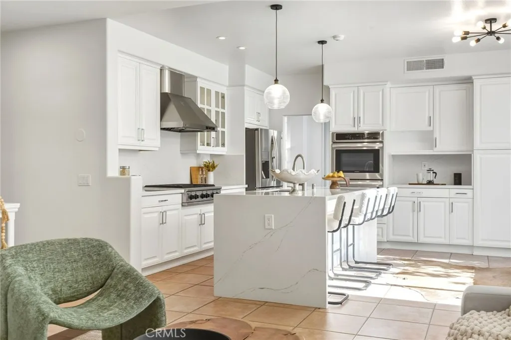 6268 Normandy, Oak Park, California 91377 home-pic-20