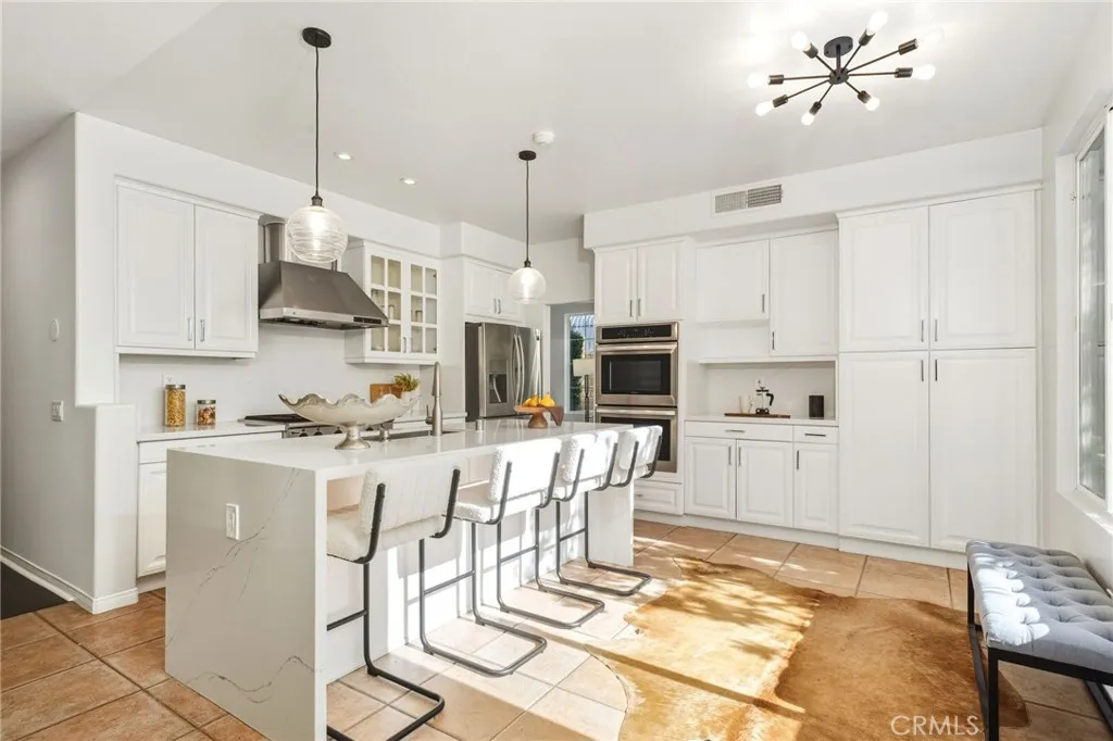 6268 Normandy, Oak Park, California 91377 home-pic-26