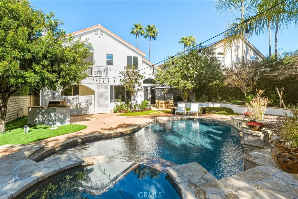 6268 Normandy, Oak Park, California 91377 home-pic-33