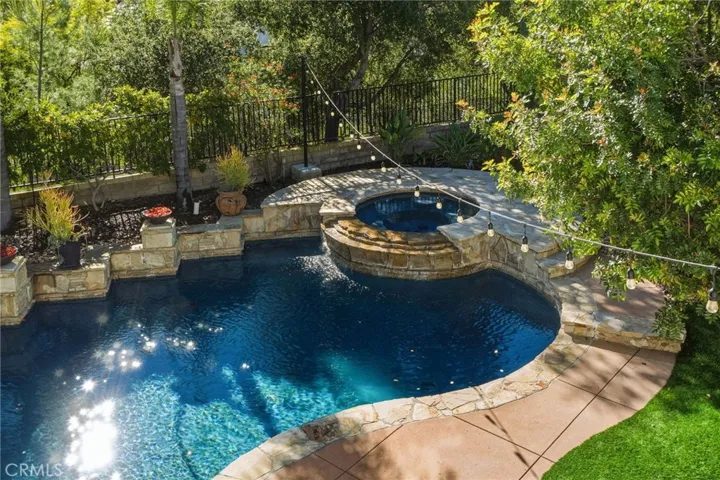 6268 Normandy, Oak Park, California 91377