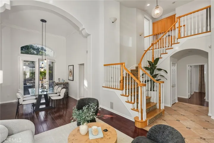 6268 Normandy, Oak Park, California 91377