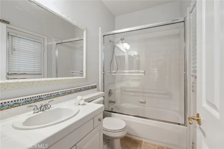 Main floor Primary bath