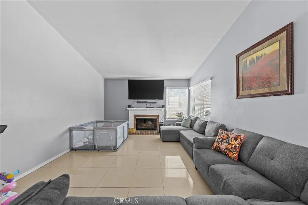 25570 Orangewood, Hemet, California 92544 home-pic-7