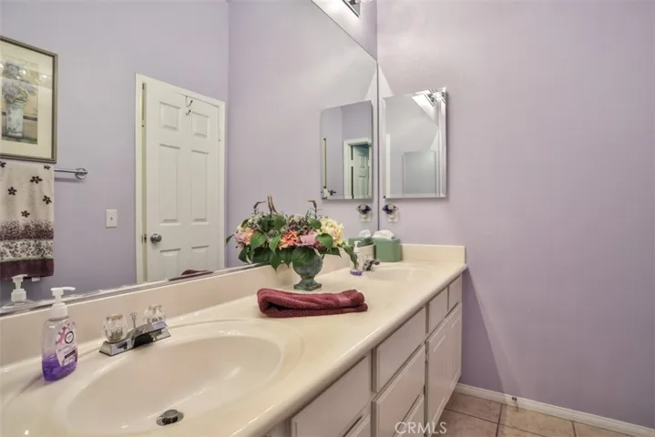 930 Mccall, Corona, California 92881