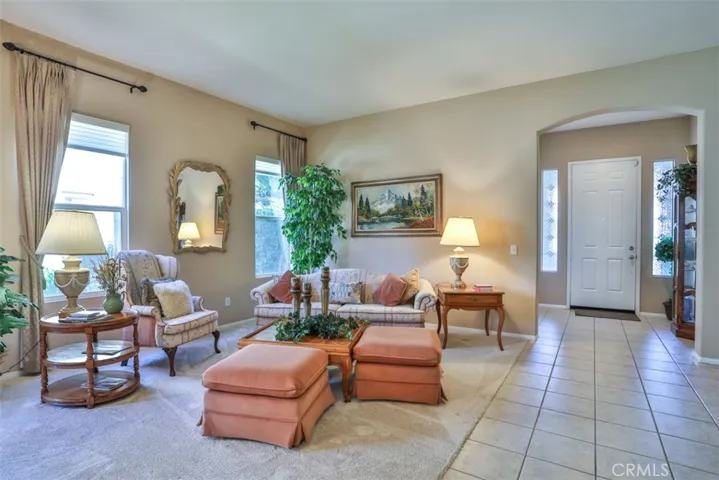 930 Mccall, Corona, California 92881