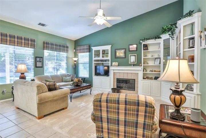 930 Mccall, Corona, California 92881