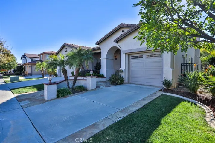 930 Mccall, Corona, California 92881