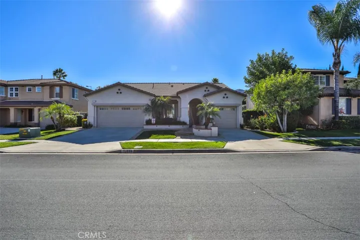 930 Mccall, Corona, California 92881