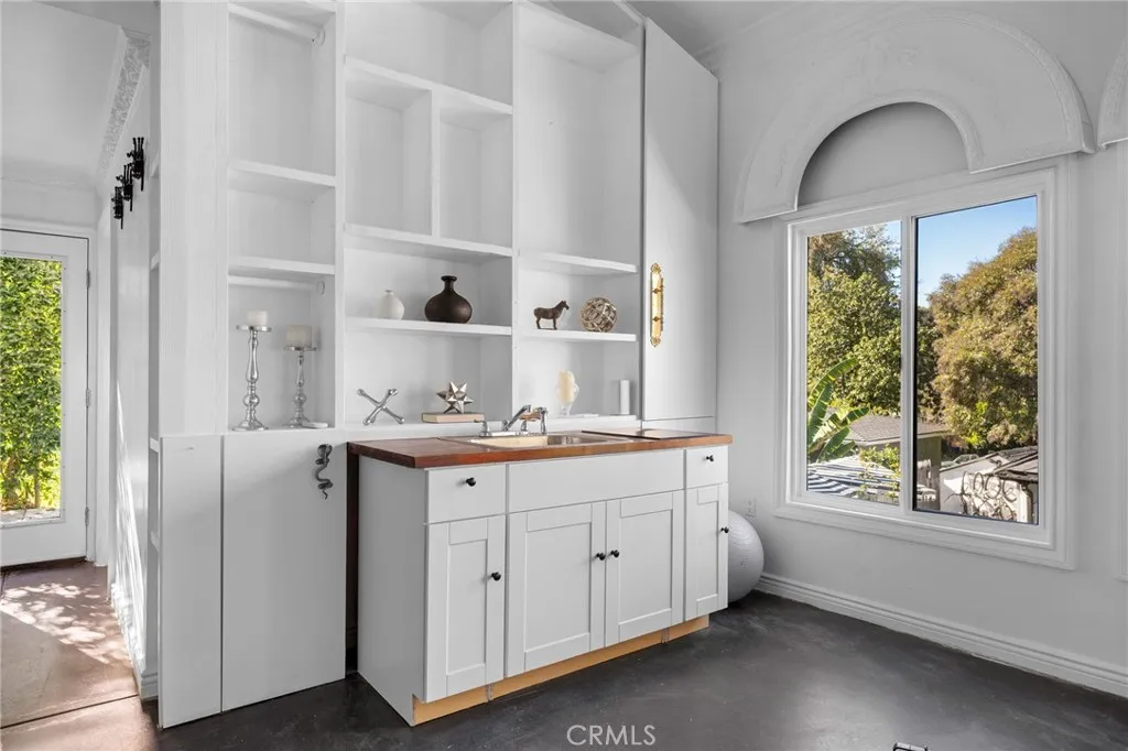 3720 Harriman, Los Angeles, California 90032 home-pic-33