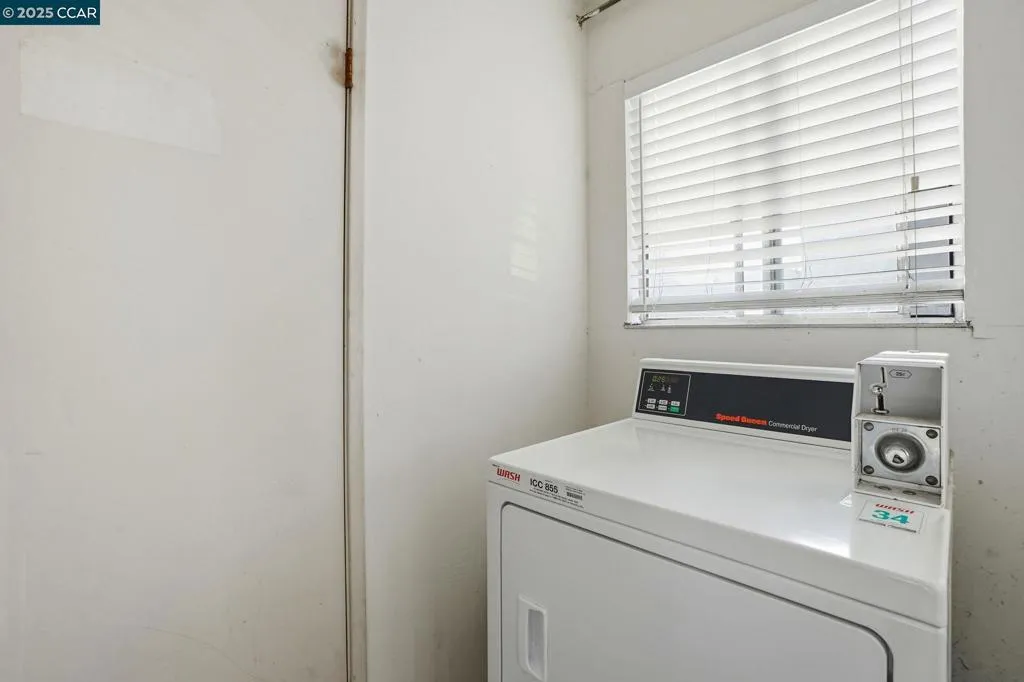 1045 Mohr Ln B, Concord, California 94518 home-pic-24