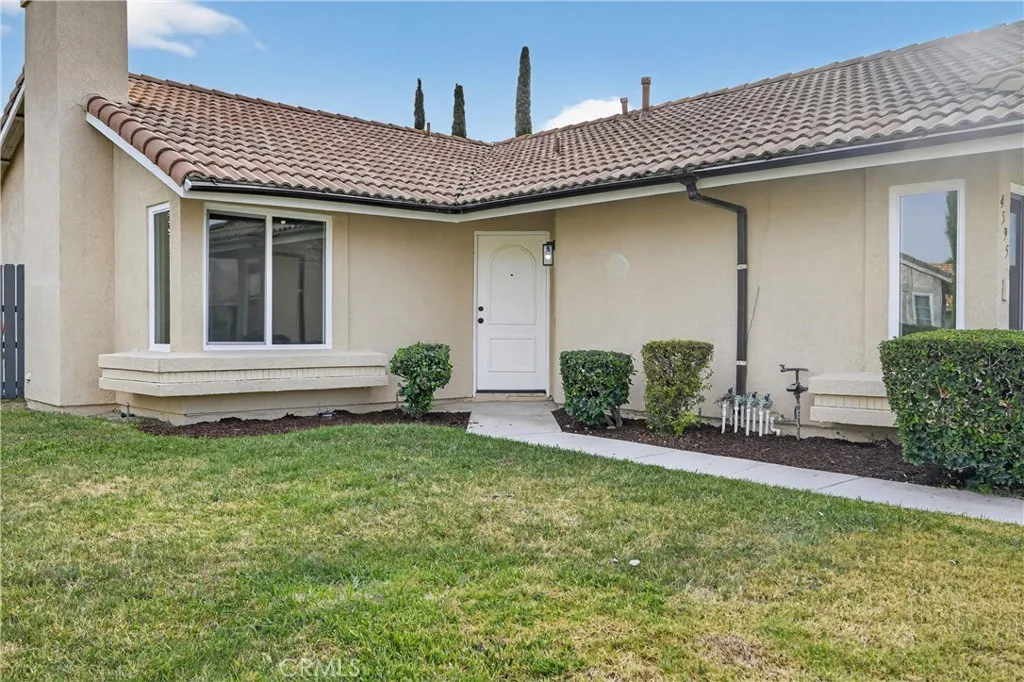 4595 Bronson, San Bernardino, California 92407 home-pic-6