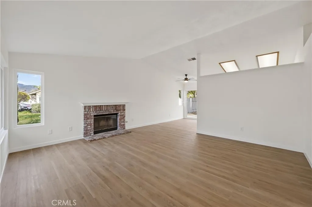 4595 Bronson, San Bernardino, California 92407 home-pic-5