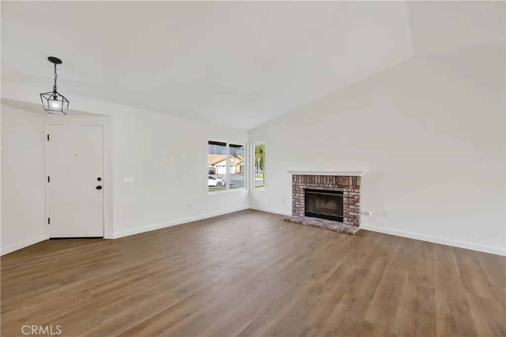 4595 Bronson, San Bernardino, California 92407 home-pic-13
