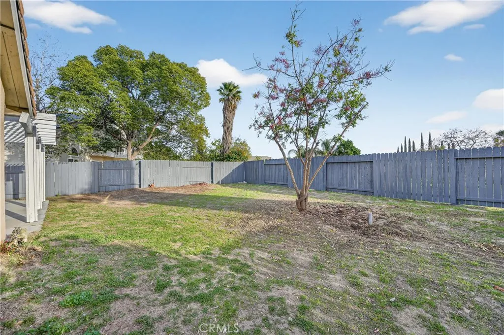 4595 Bronson, San Bernardino, California 92407 home-pic-9