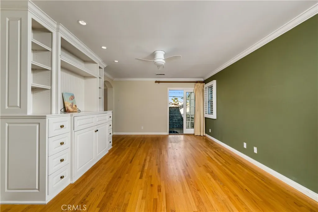220 Apolena Avenue, Newport Beach, California 92662 home-pic-7