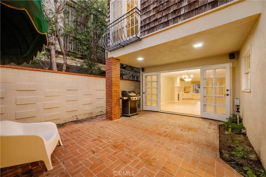 220 Apolena Avenue, Newport Beach, California 92662 home-pic-12