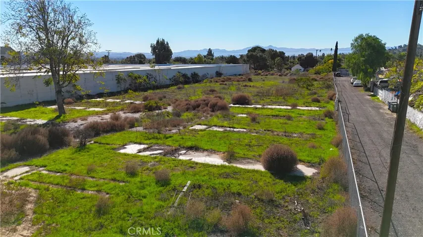 5934 Mission, Jurupa Valley, California 92509