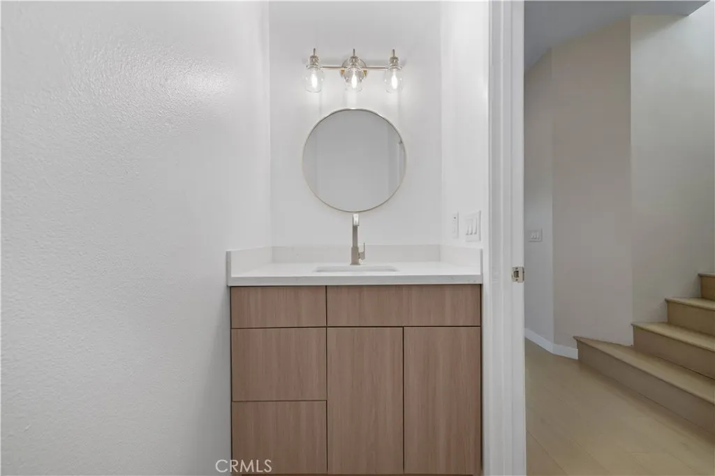 13980 Ginger Lane, San Fernando, California 91340 home-pic-10