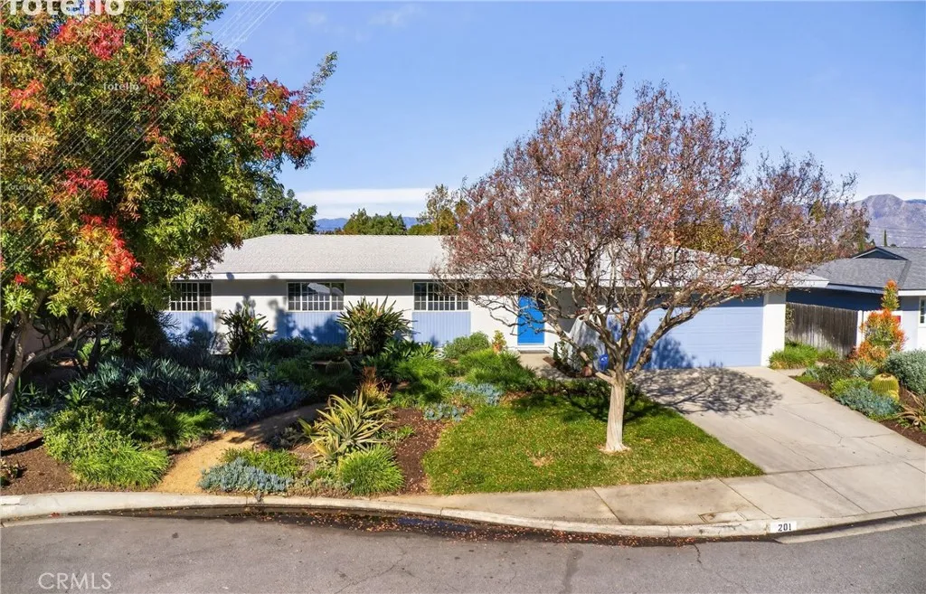 201 Primrose, Redlands, California 92373 home-pic-3