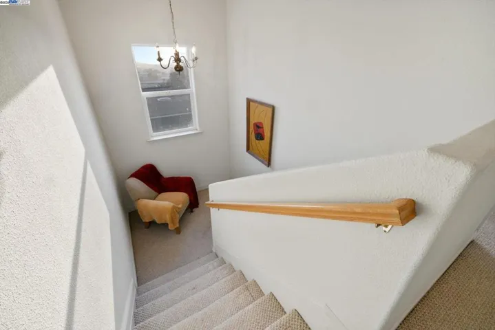 1564 Santa Clara St, Richmond, California 94804