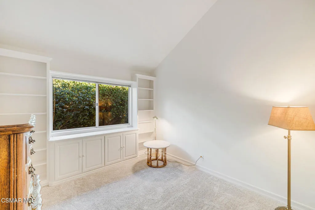 1605 Shadow Oaks Place, Thousand Oaks, California 91362 home-pic-20