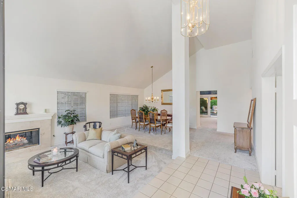 1605 Shadow Oaks Place, Thousand Oaks, California 91362 home-pic-5
