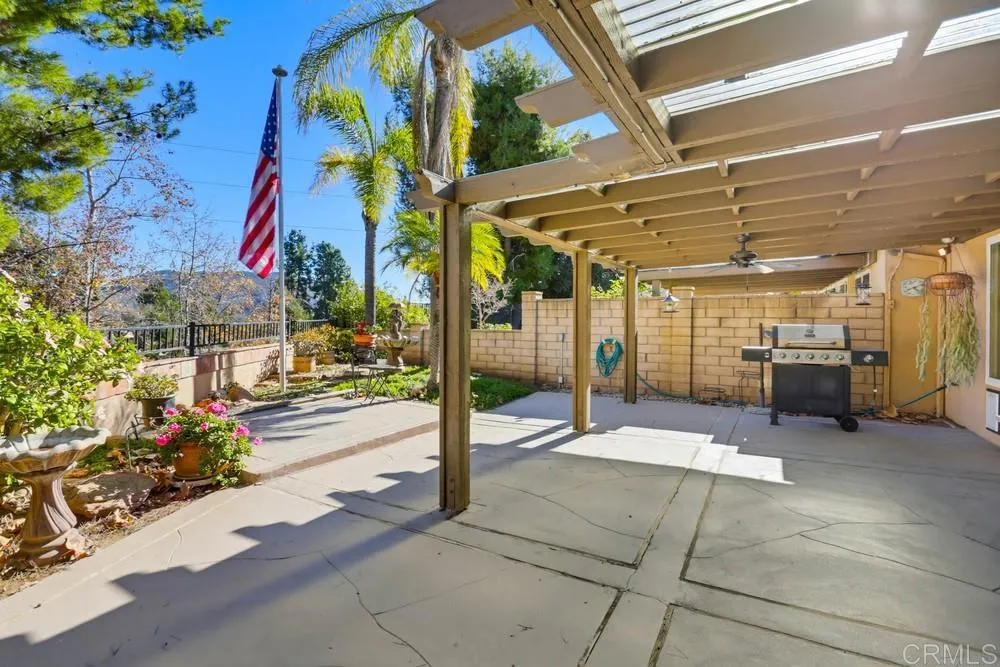 4159 Serranos Court, Fallbrook, California 92028 home-pic-26