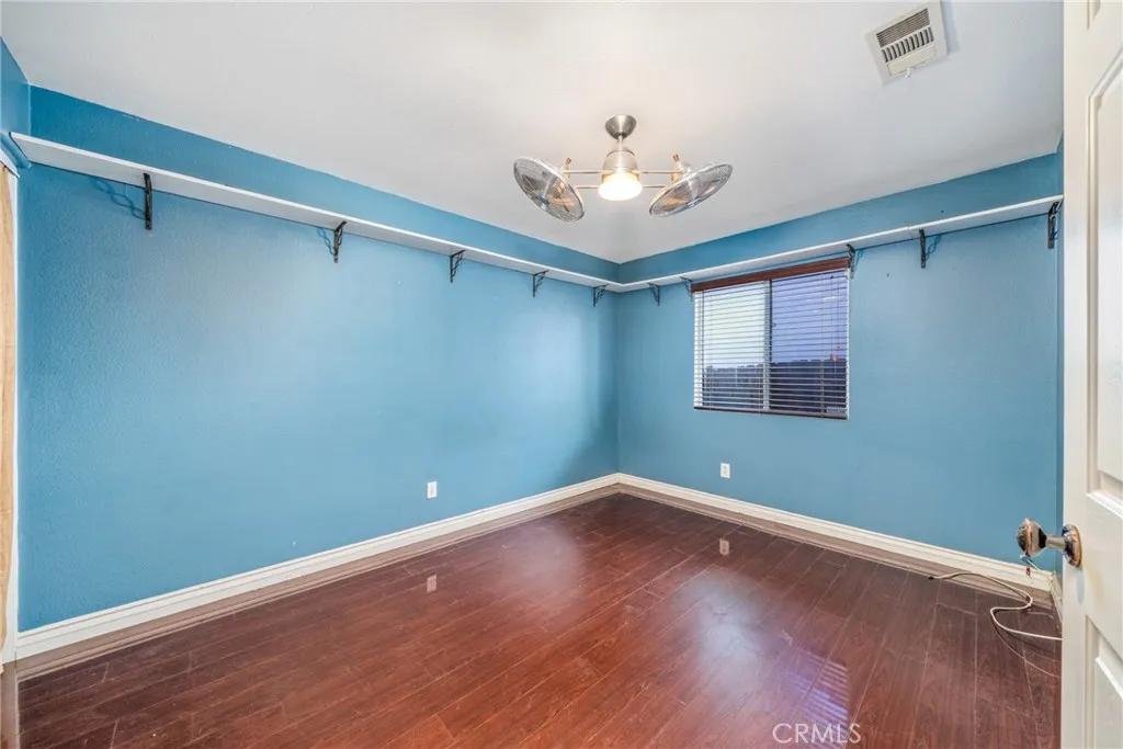 2714 S Erin, San Bernardino, California 92408 home-pic-7