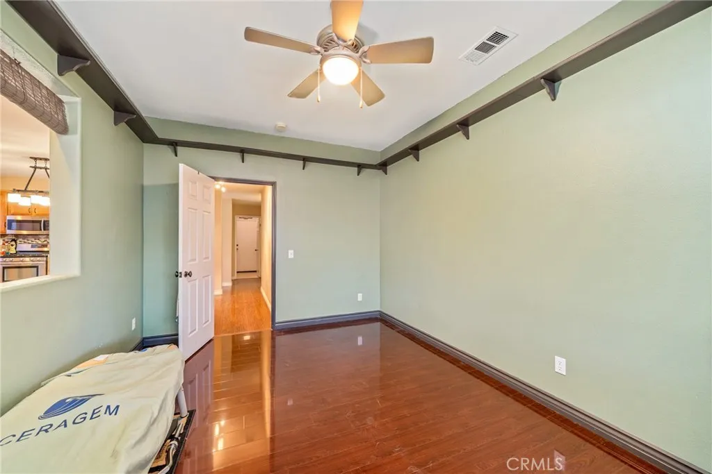 2714 S Erin, San Bernardino, California 92408 home-pic-6