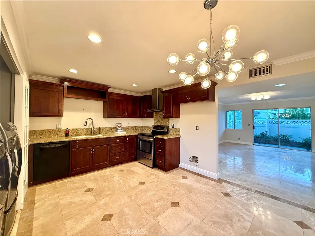 37 Terrace, Laguna Niguel, California 92677 home-pic-3