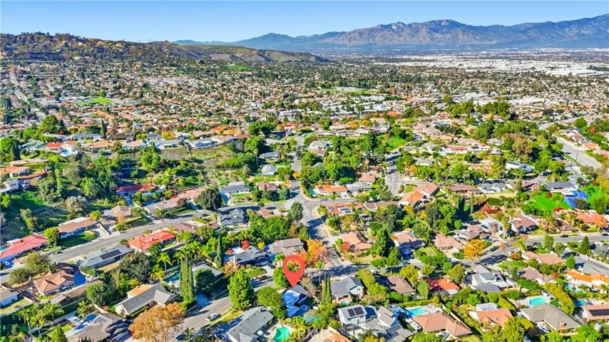 West facing aerial view!