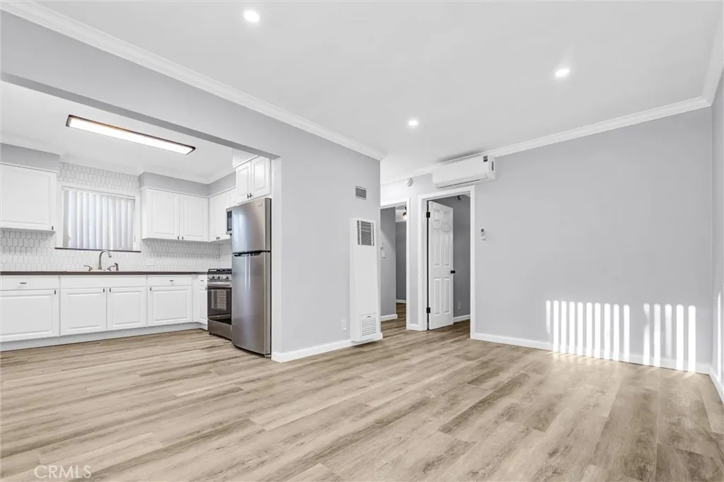 Kitchen & Familyroom
