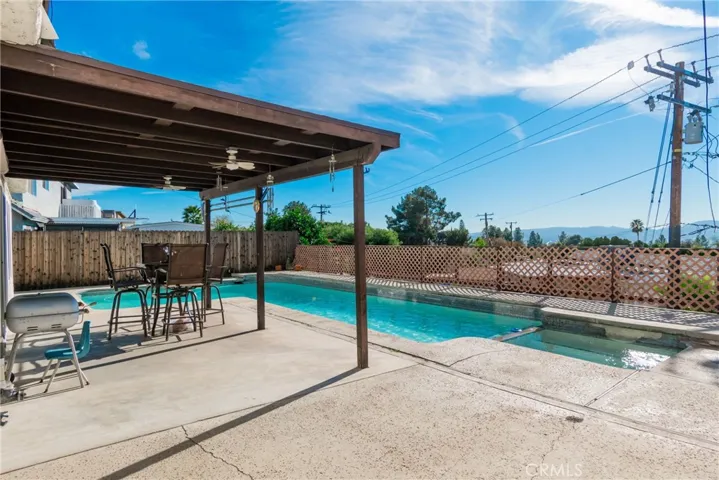 3879 Piedmont, Highland, California 92346