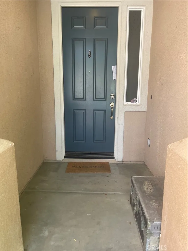 34095 Lady Fern Court, Lake Elsinore, California 92532 home-pic-1